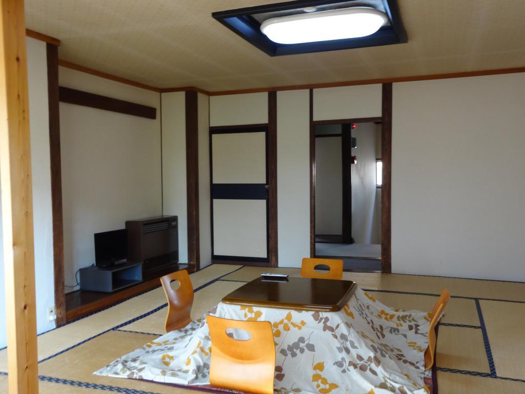 Oomukou Ryokan Hakuba Bilik gambar